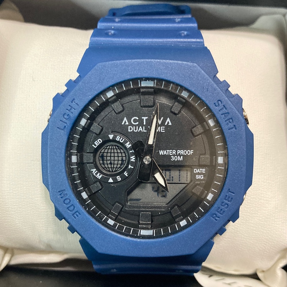 Activa Sonar X
Invicta Men's
Watch -45.5mm,
Blue (ACW423-003)